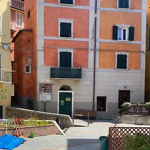 https://casa-di-filippo.hotelitalianriviera.com