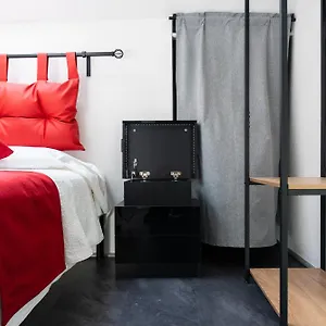https://volcanos-suite-etna-the-first-eco-chic-suites-in-sicily.taorminaitalyhotels.com